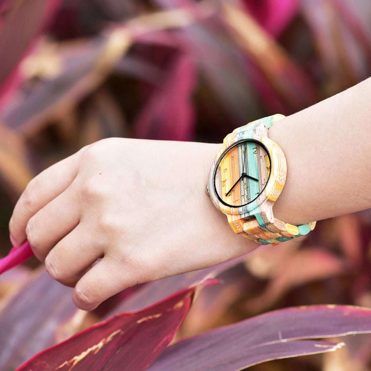 W210 Personalized Wooden Couple Watch